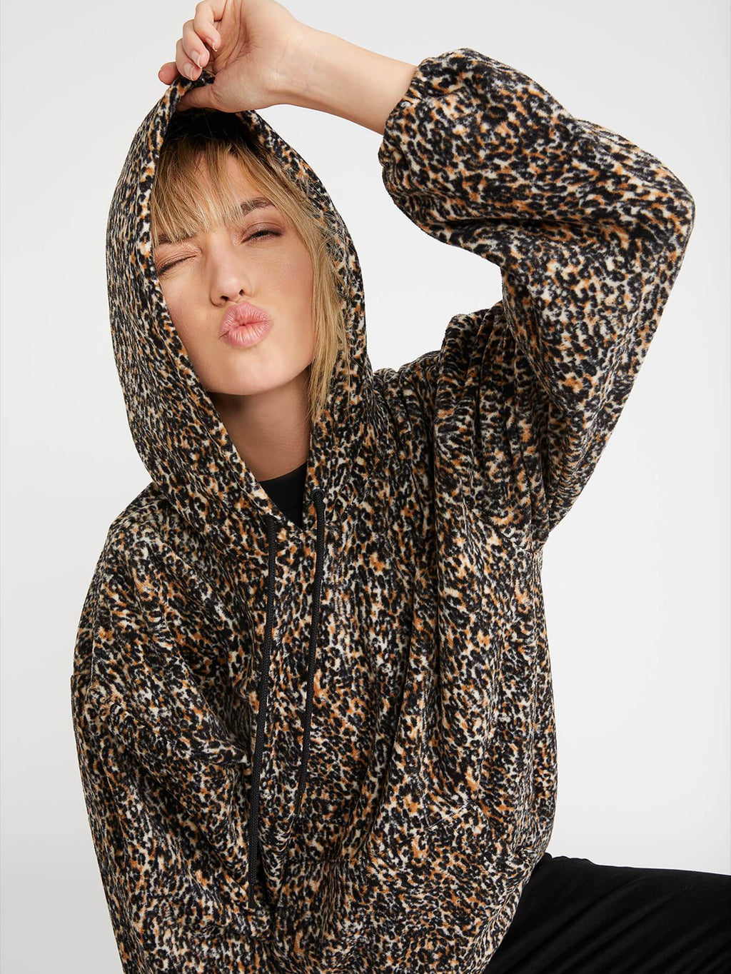 Straight Zipn Hoodie - Leopard (B3131909_LEO) [2]